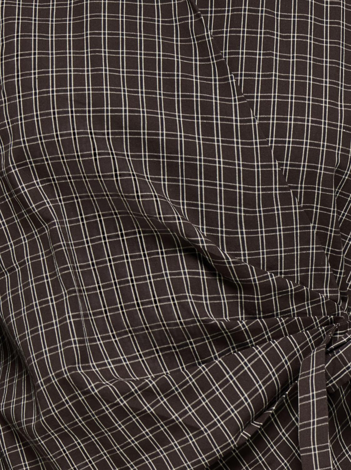 model_shot-detail